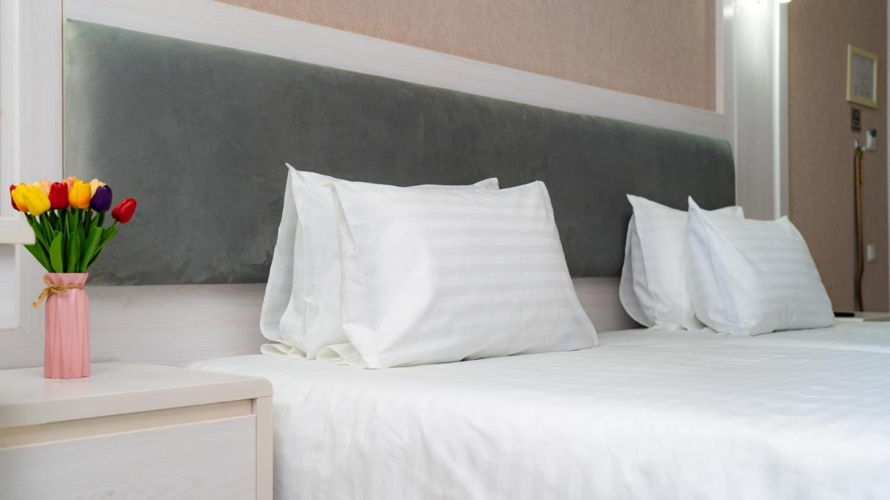 טשקנט Moffah Grand Hotel מראה חיצוני תמונה