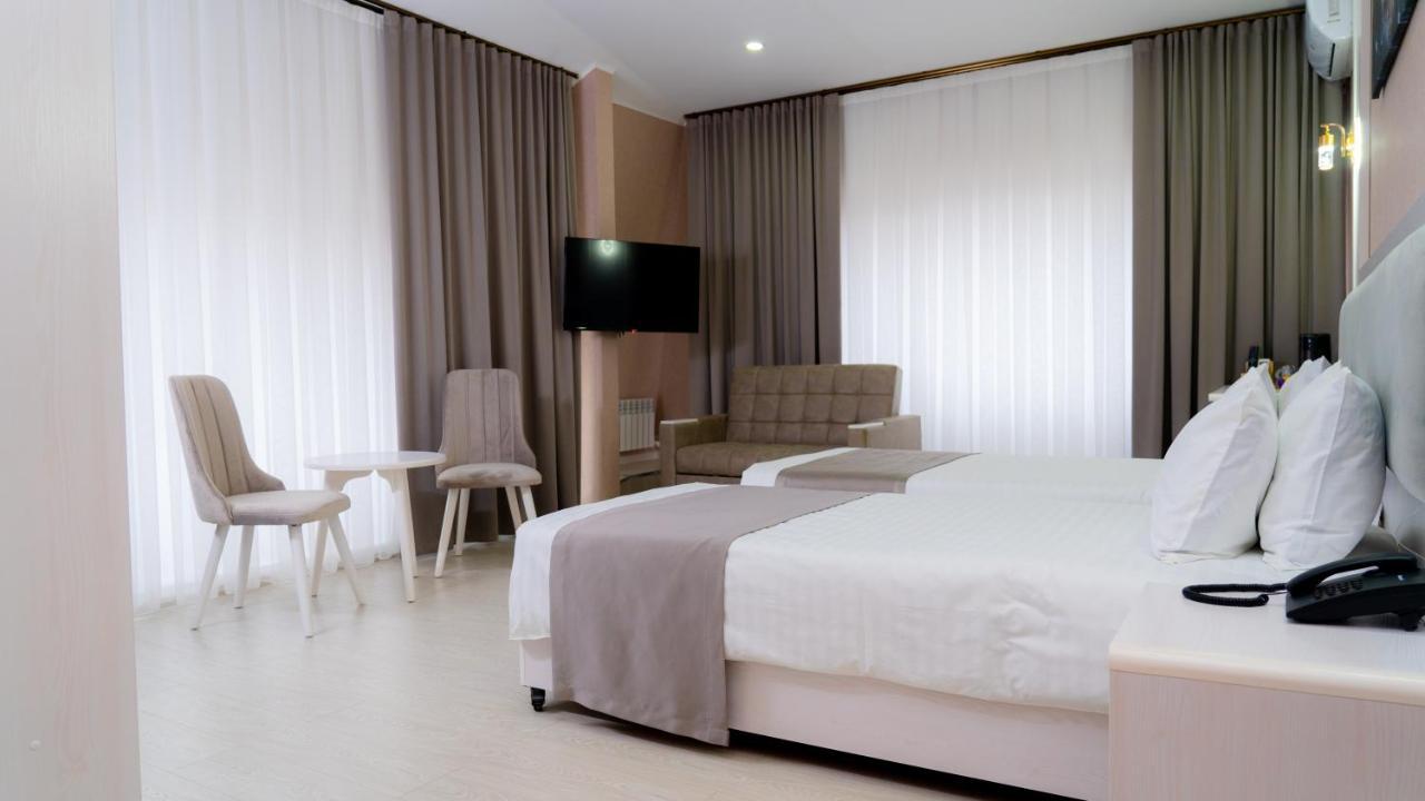 טשקנט Moffah Grand Hotel מראה חיצוני תמונה